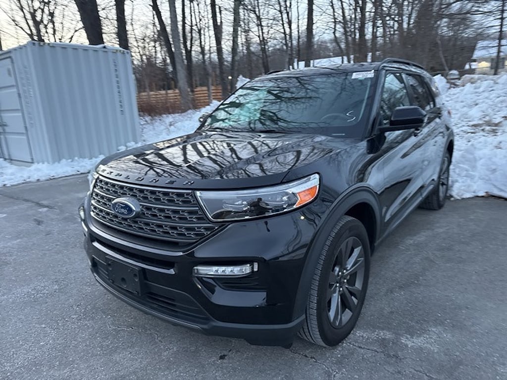 Used 2022 Ford Explorer XLT SUV
