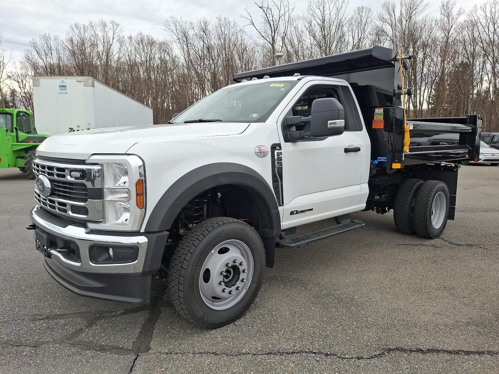 2025 Ford F-550 XL photo 2