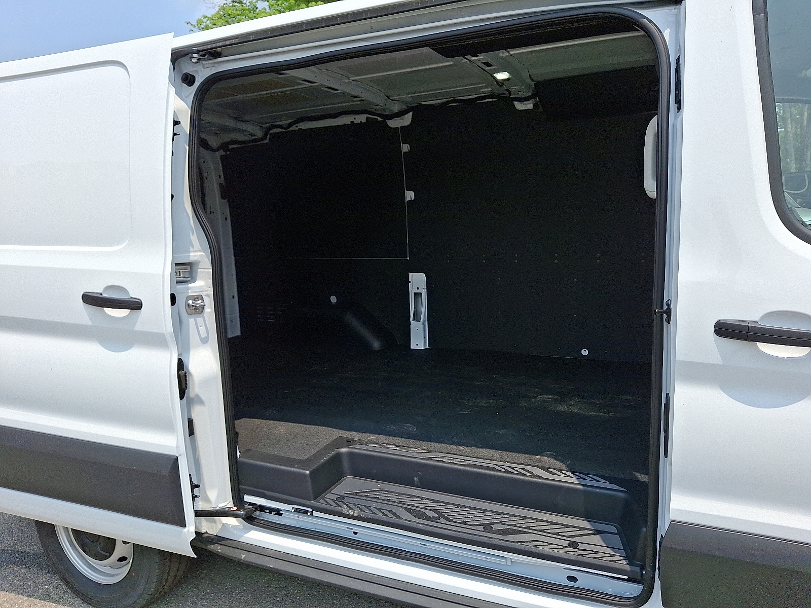 2025 Ford Transit Van Base - Photo 6