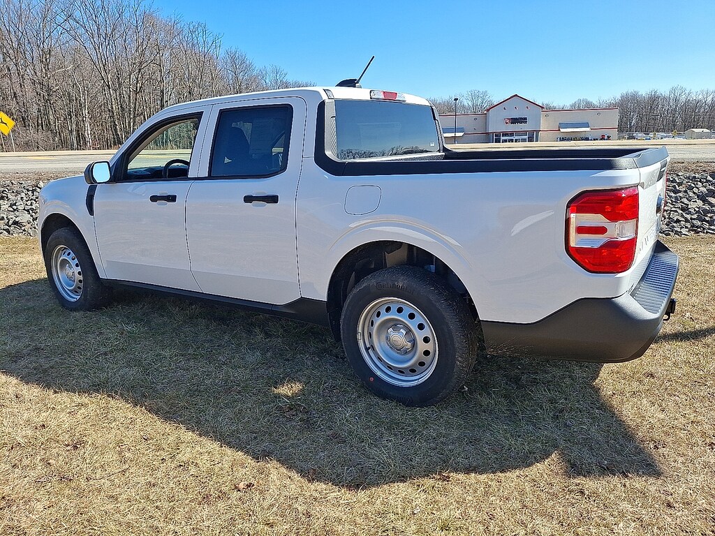 New 2026 Ford Maverick XL Truck SuperCrew
