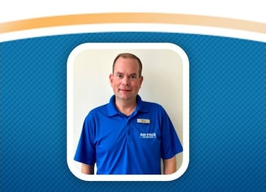 Staff member Scott Hoehler from ID_2f0fe2012e54