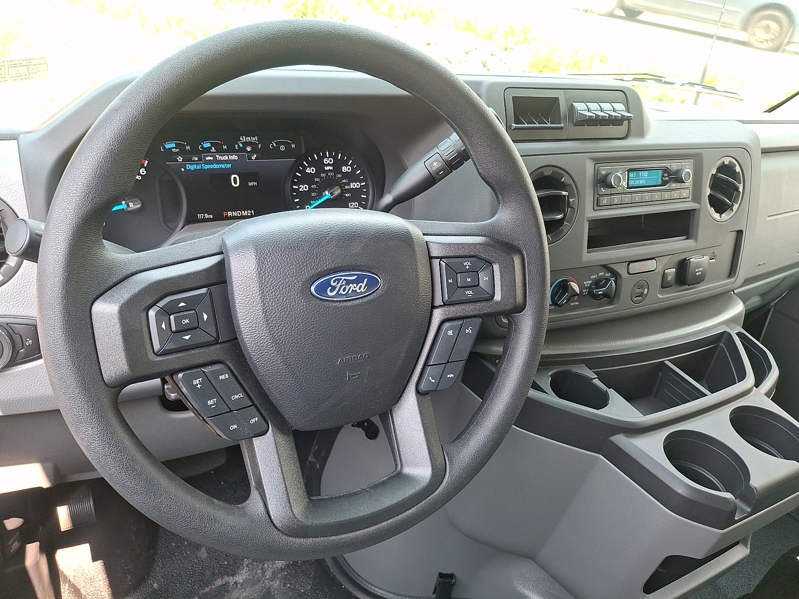 2027 Ford E-Series Cutaway Base - Photo 6