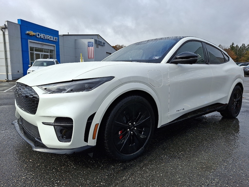 New 2025 Ford Mustang Mach-E GT SUV