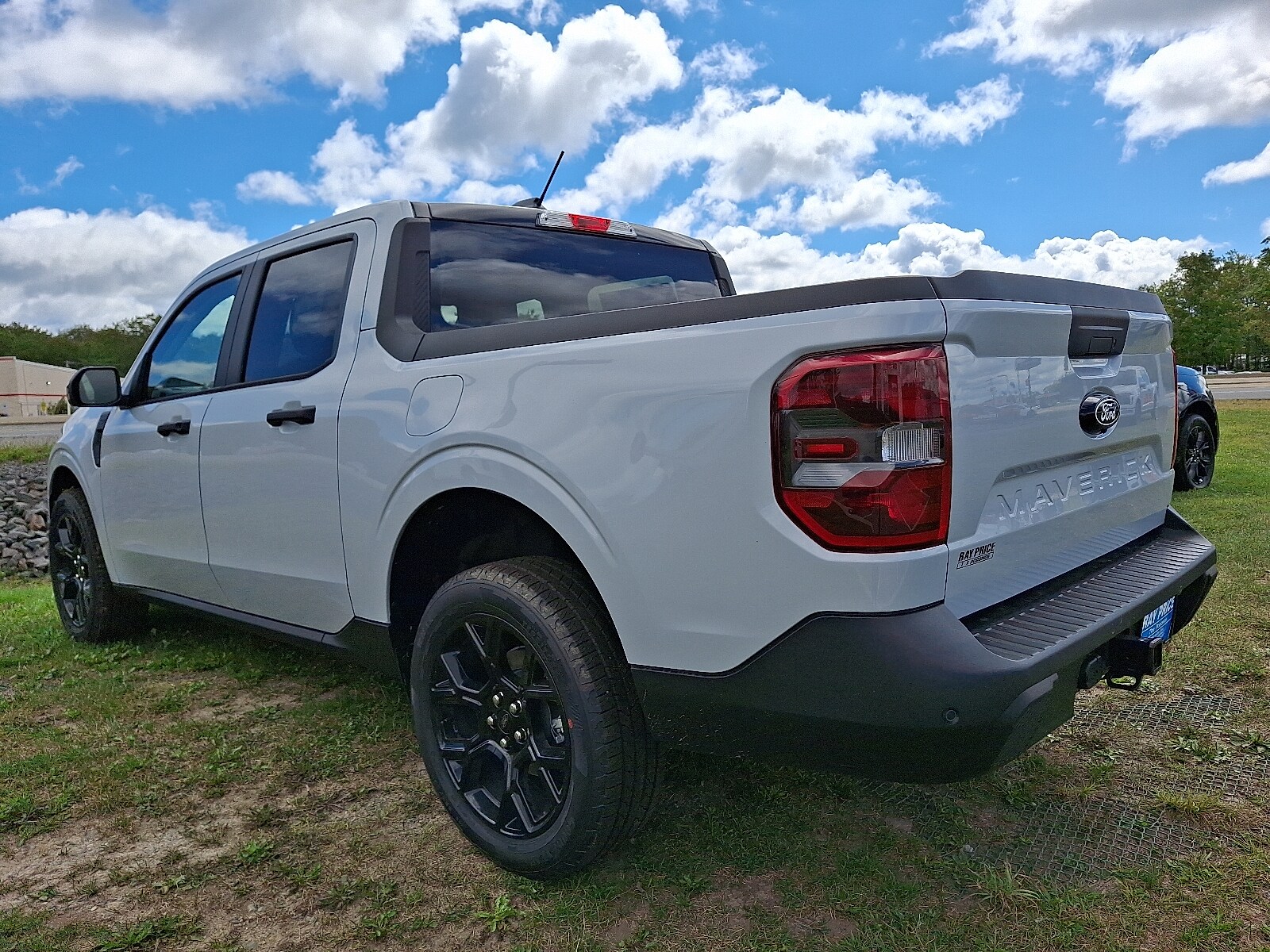 2025 Ford Maverick XLT photo 3