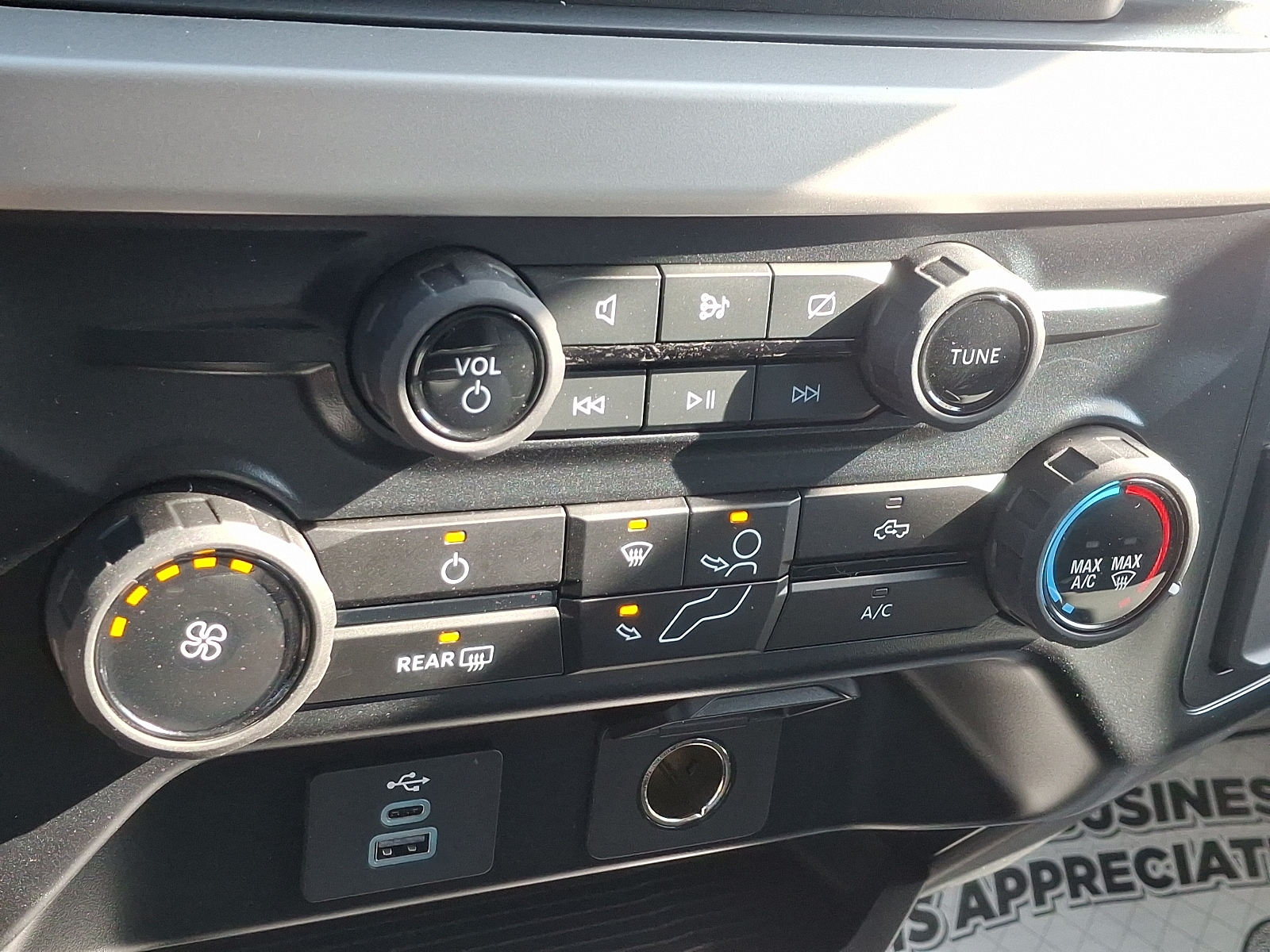 2024 Ford F-550 Super Duty Chassis Cab XL - Photo 11