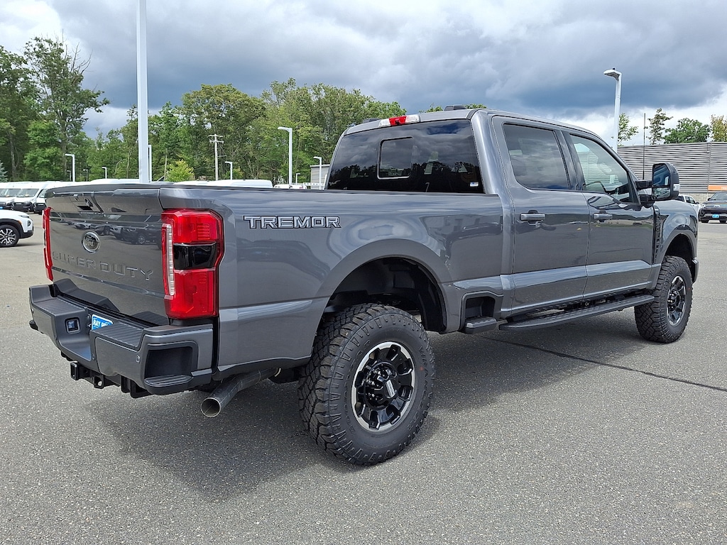 New 2026 Ford F-250 Lariat Truck Crew Cab