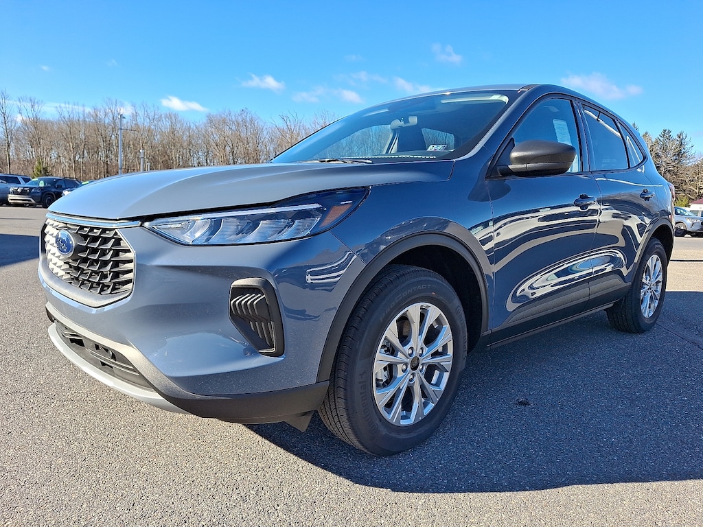 New 2025 Ford Escape Active