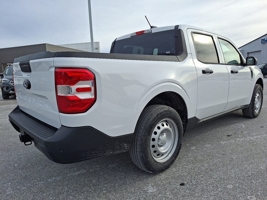 New 2026 Ford Maverick XL Truck SuperCrew