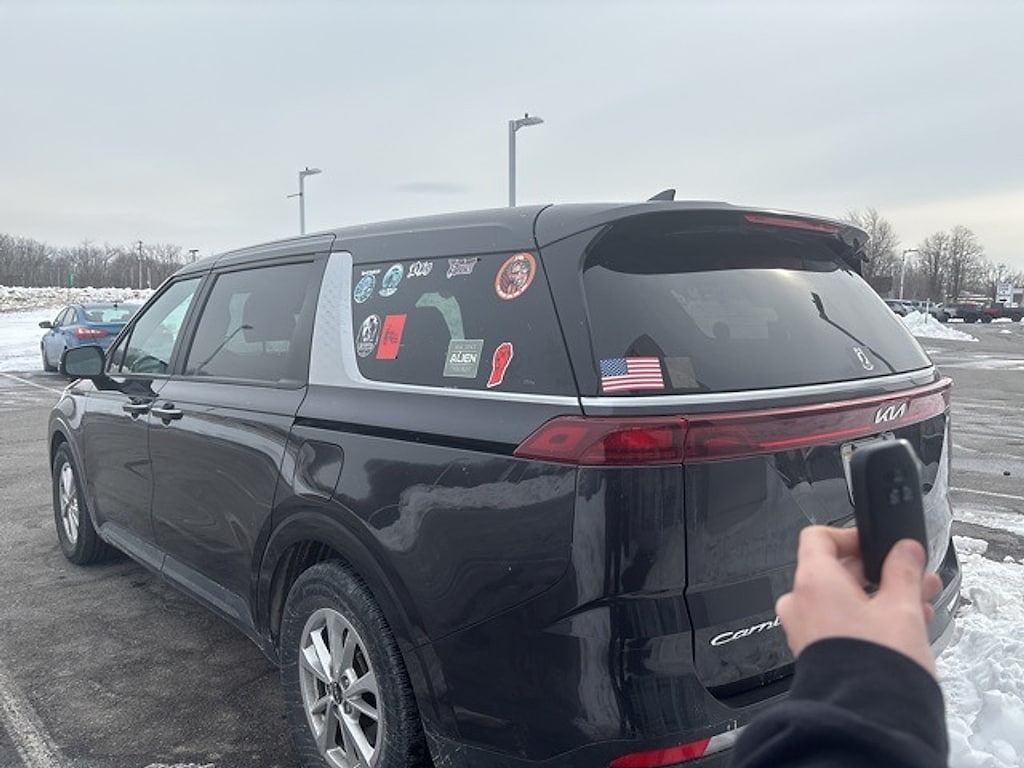 Used 2022 Kia Carnival LXS MPV