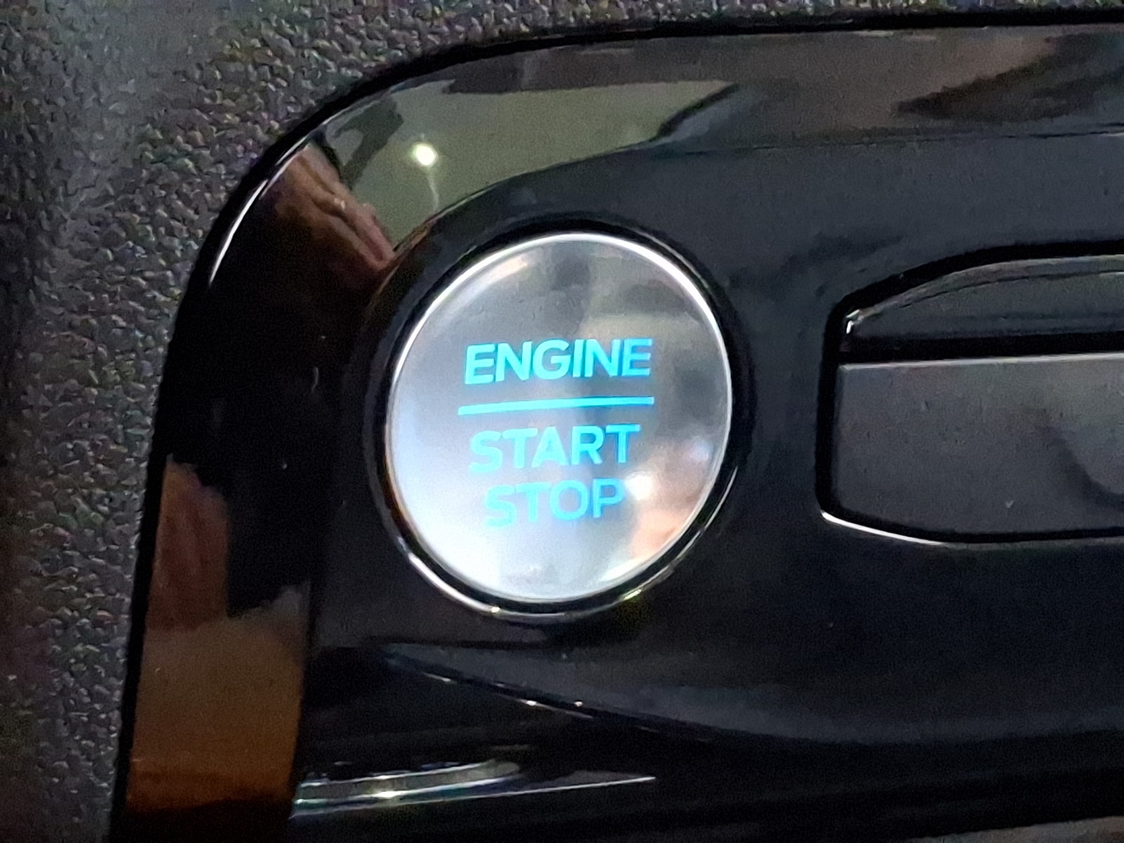 2025 Ford Escape Plug-in hybrid PHEV - Photo 16