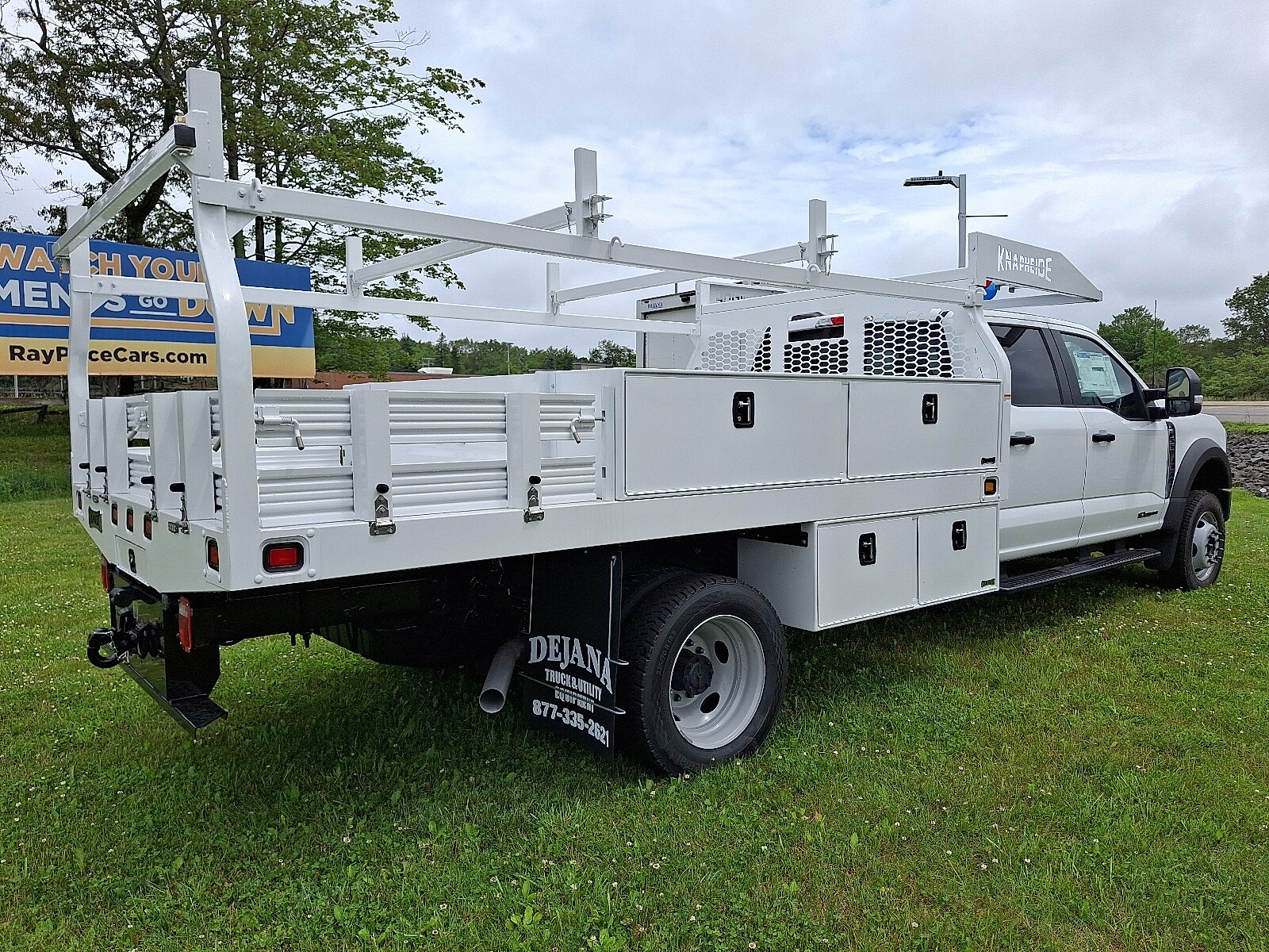 2025 Ford F-550 XL photo 4