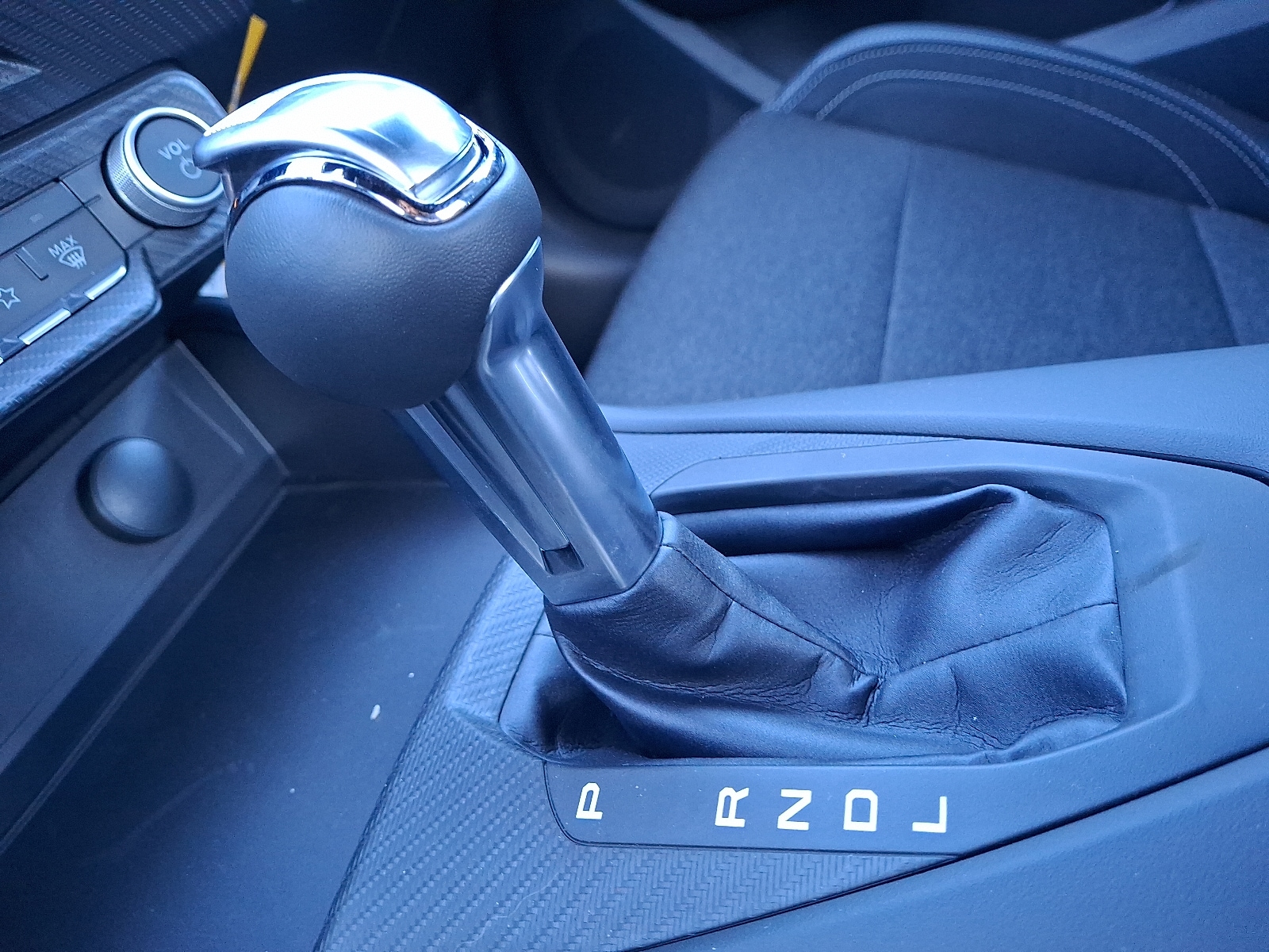2025 Ford Mustang EcoBoost Fastback - Photo 10