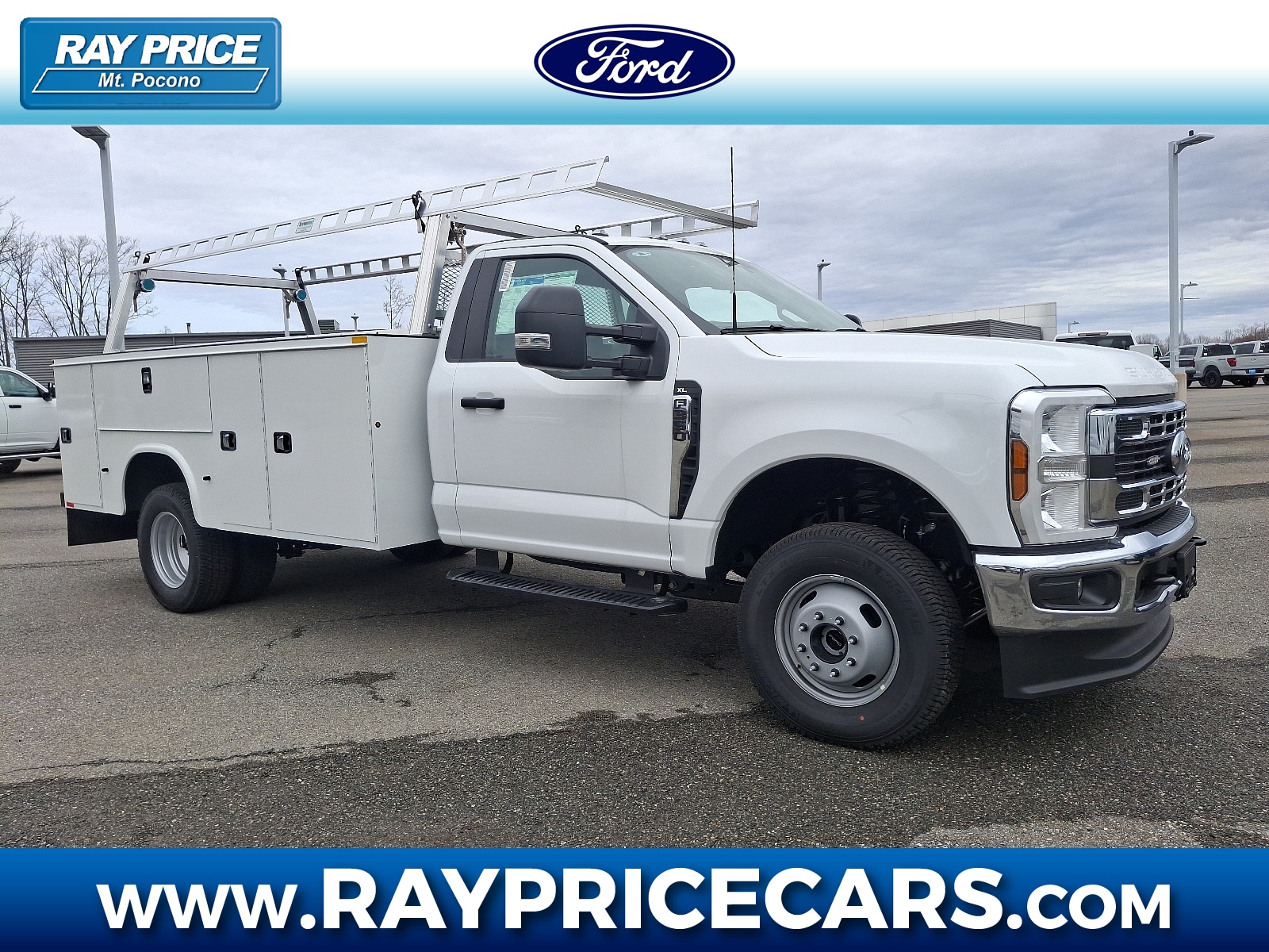 2025 Ford F-350 Chassis Regular Cab Chassis-Cab 