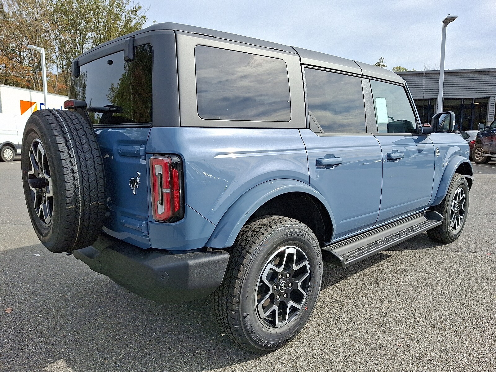 2025 Ford Bronco Outer Banks photo 4