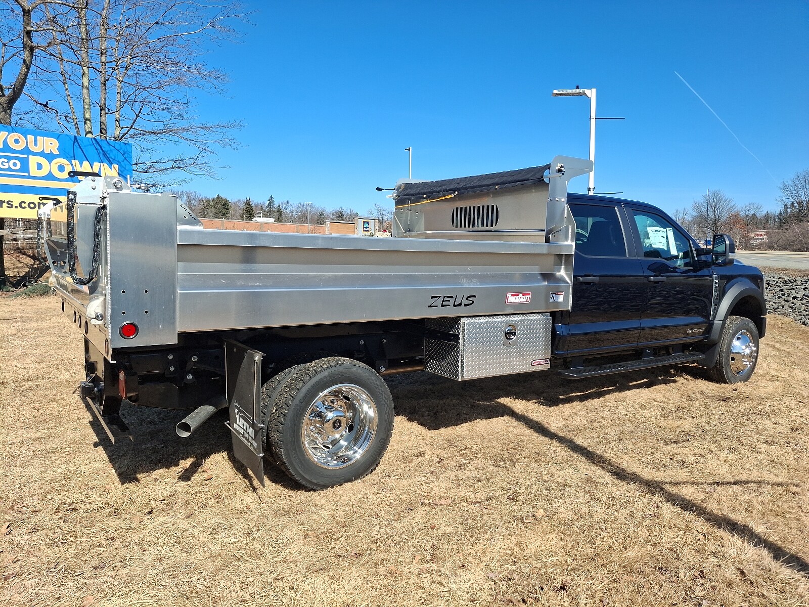 2024 Ford F-550 XL photo 4