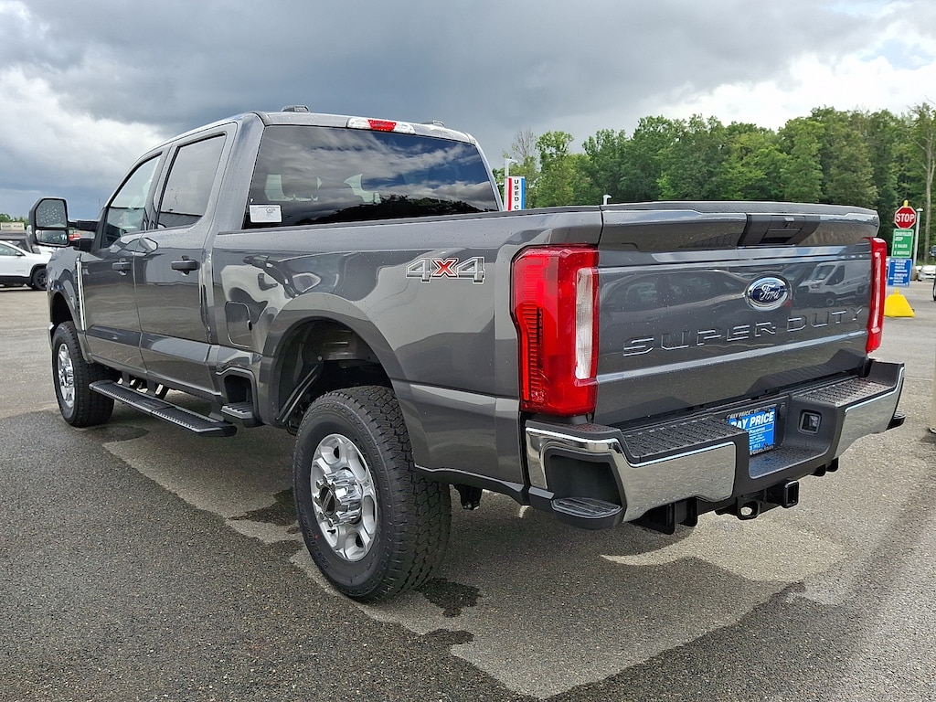 New 2026 Ford F-350 XLT