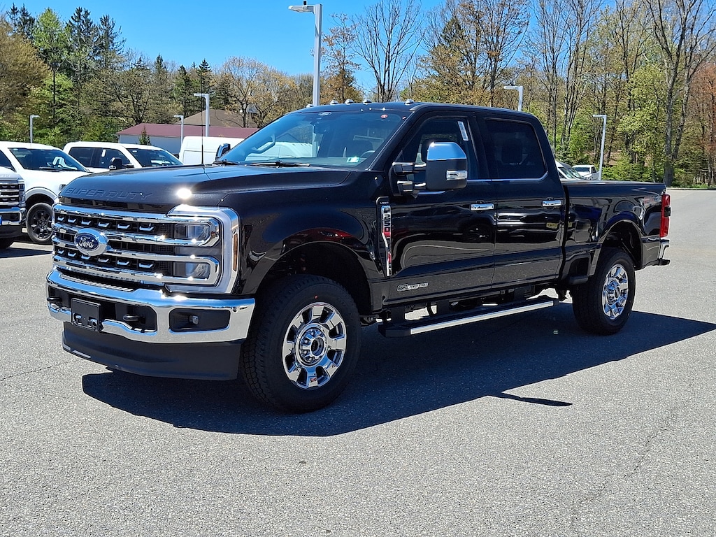New 2026 Ford F-250 Lariat Truck Crew Cab