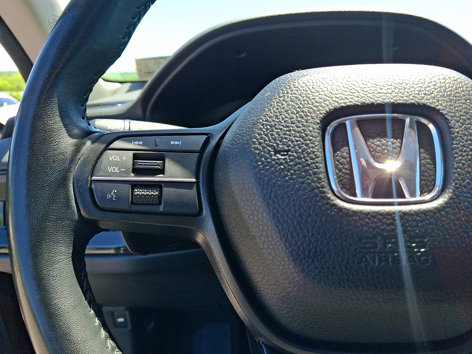 2024 Honda Accord Hybrid EX-L - Photo 21