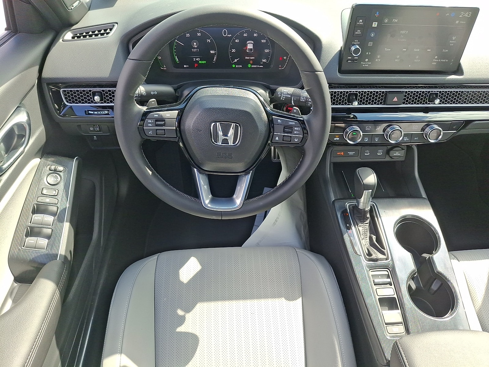 2025 Honda Civic Hatchback Sport Touring - Photo 7