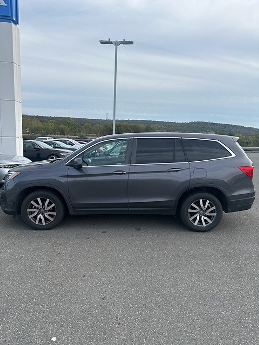 2019 Honda Pilot EX photo 3
