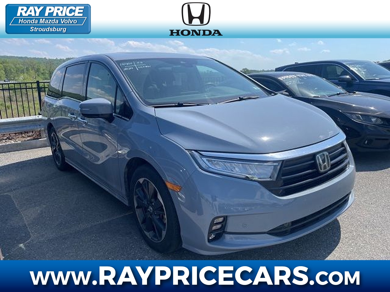 2024 Honda Odyssey Elite's photo