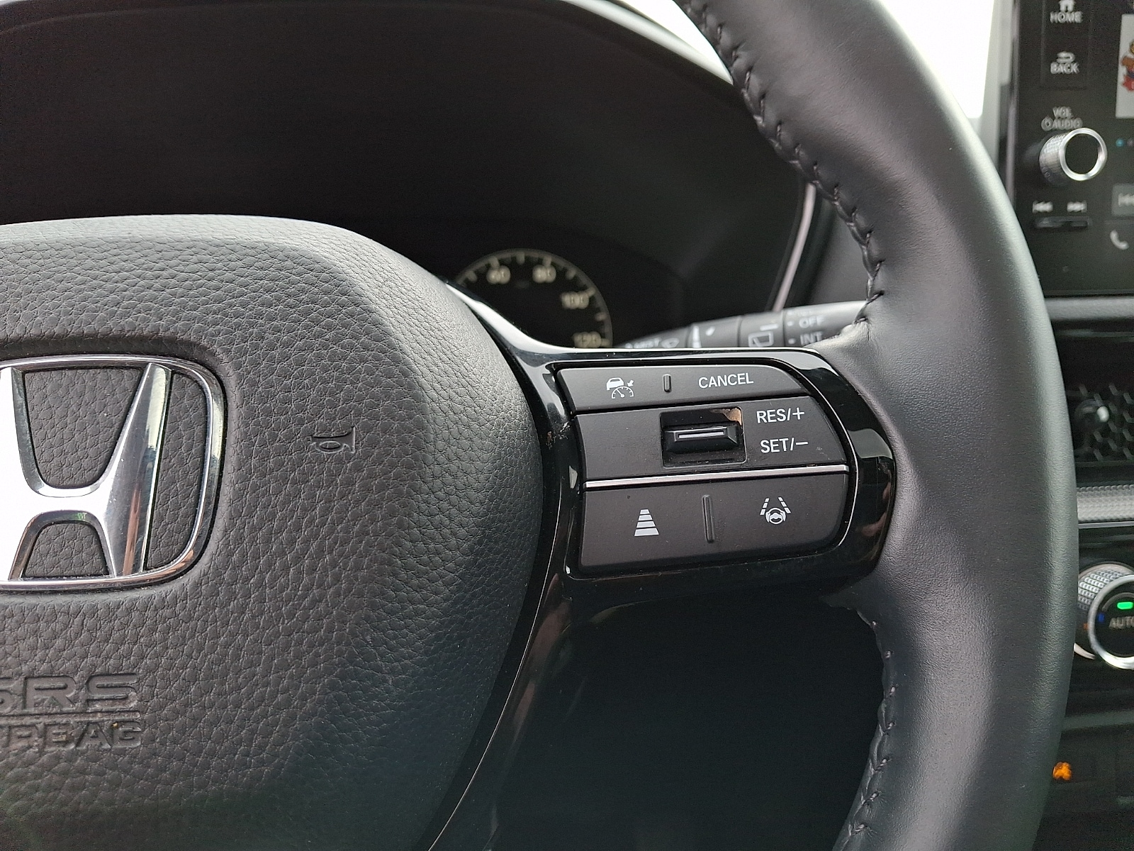 2024 Honda CR-V EX-L - Photo 23