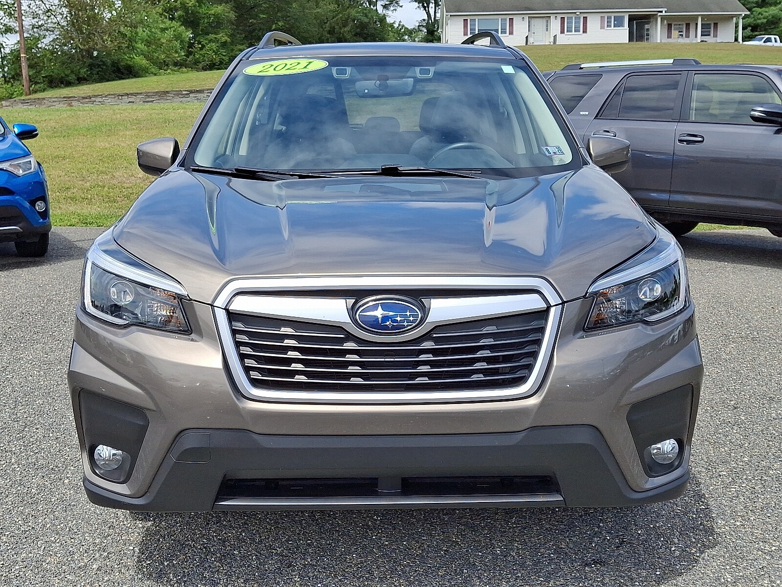 2021 Subaru Forester Premium photo 2
