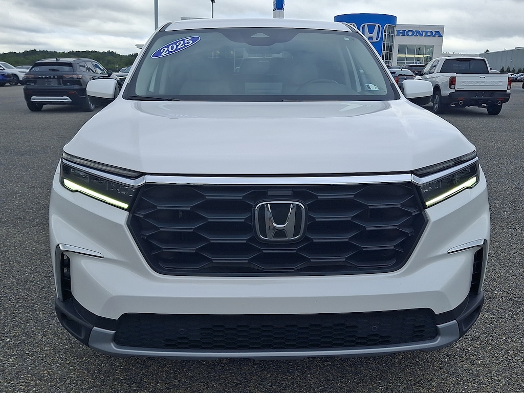 Certified 2025 Honda Pilot EX-L SUV