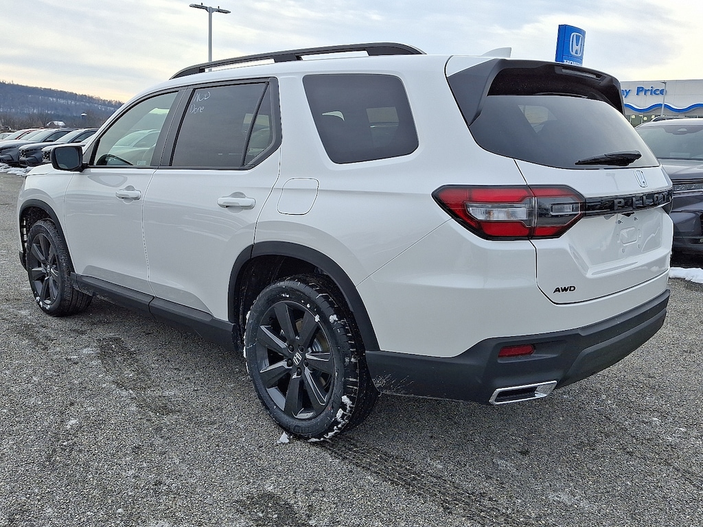 New 2025 Honda Pilot Sport SUV