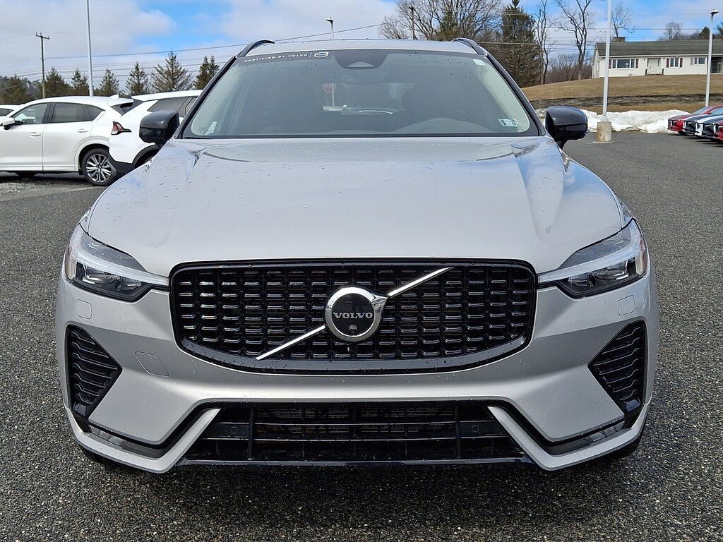 Used 2023 Volvo XC60 B5 AWD Plus Dark SUV
