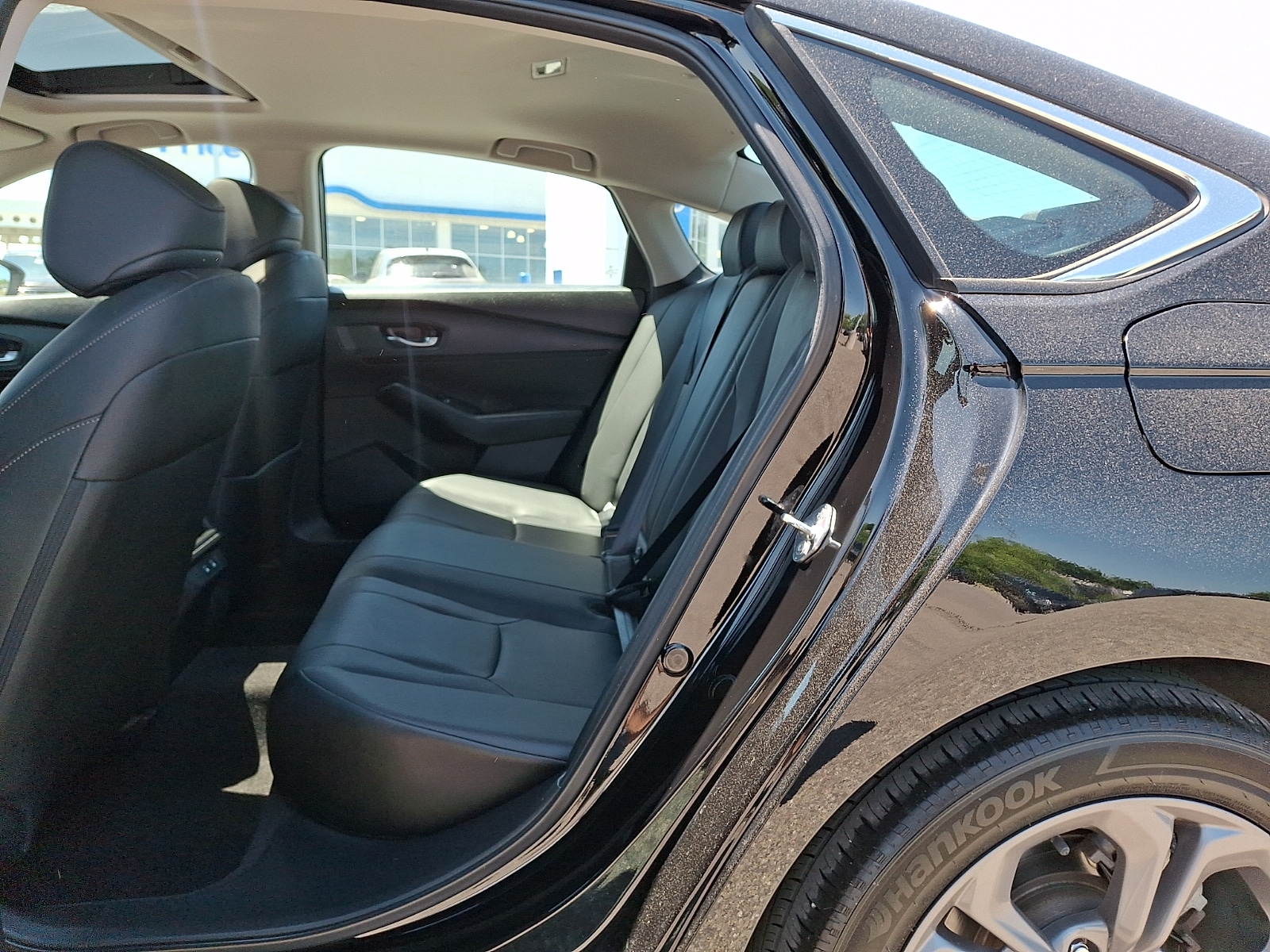2024 Honda Accord Hybrid EX-L - Photo 10