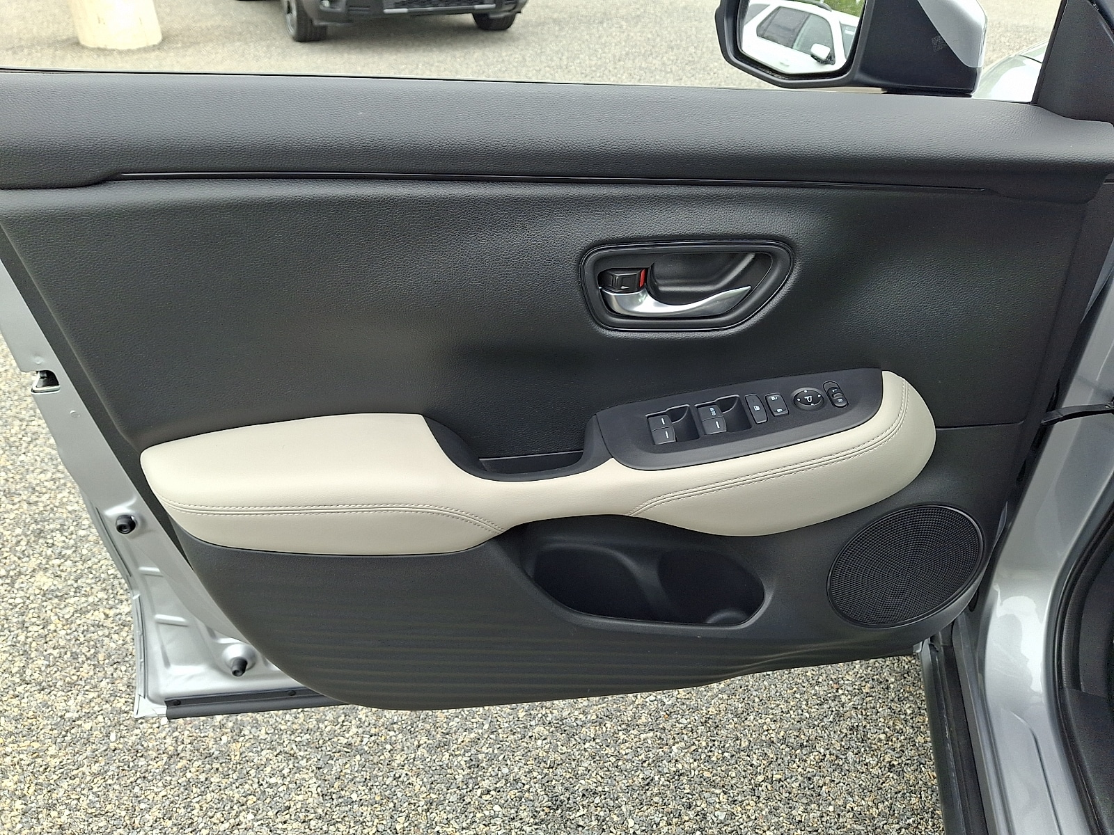 2026 Honda HR-V LX - Photo 12