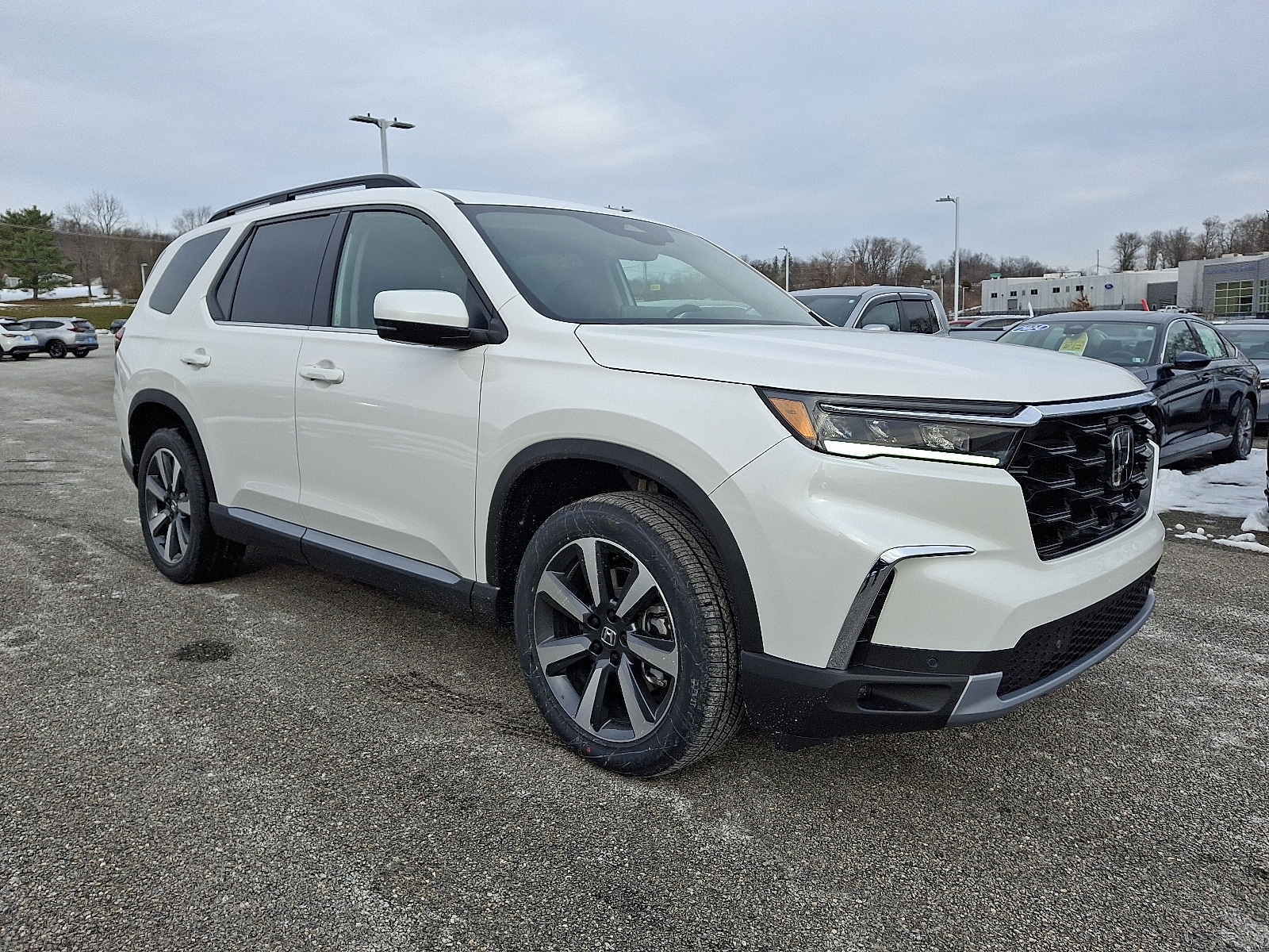 2025 Honda Pilot Touring's photo
