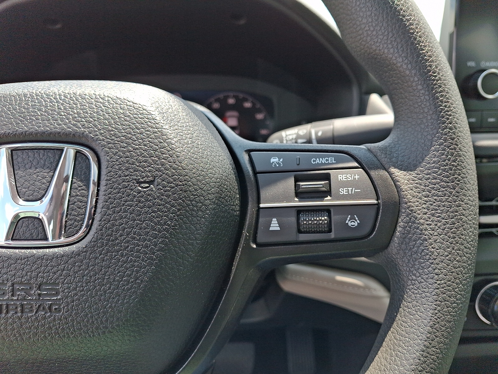 2025 Honda Accord SE - Photo 22