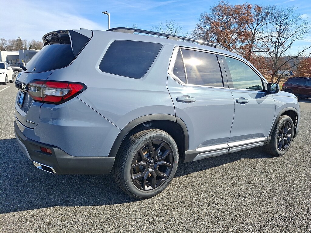 New 2025 Honda Pilot Touring+ SUV