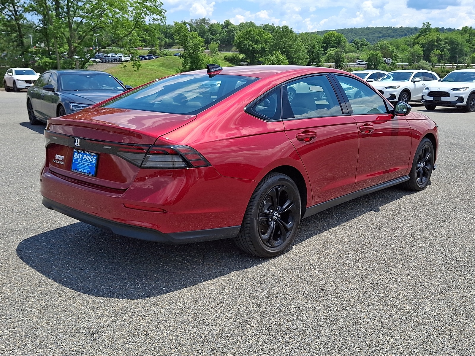 2025 Honda Accord SE - Photo 6