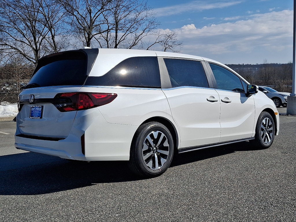 New 2026 Honda Odyssey EX-L Van Passenger