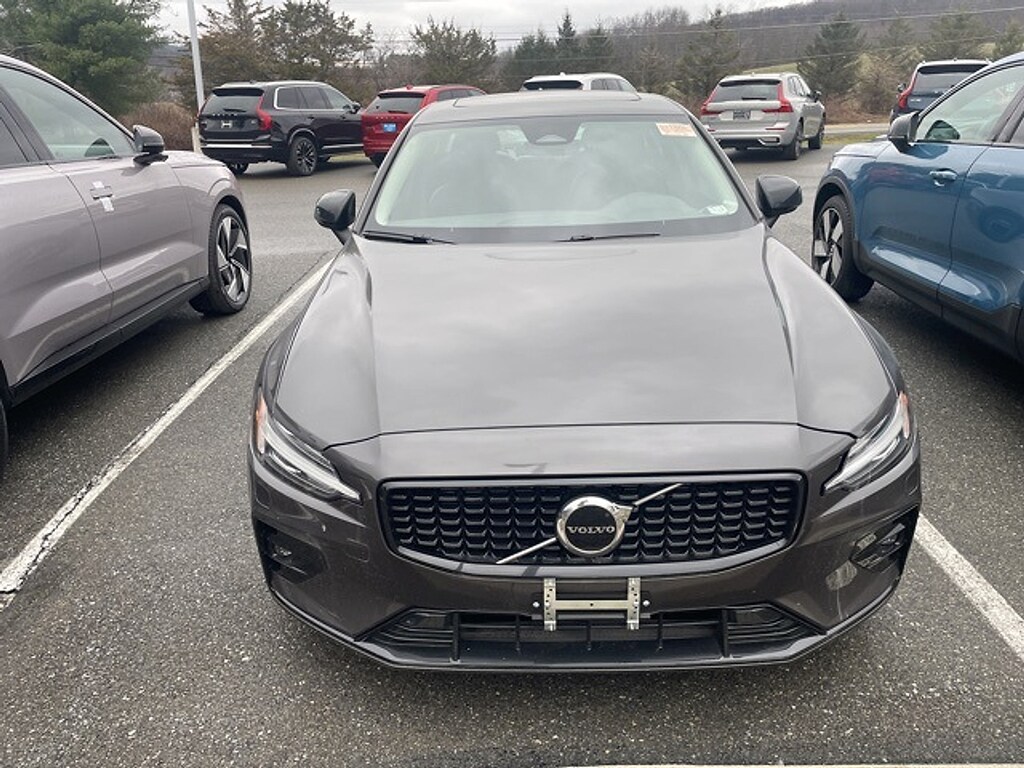 Used 2025 Volvo S60 B5 Core Sedan