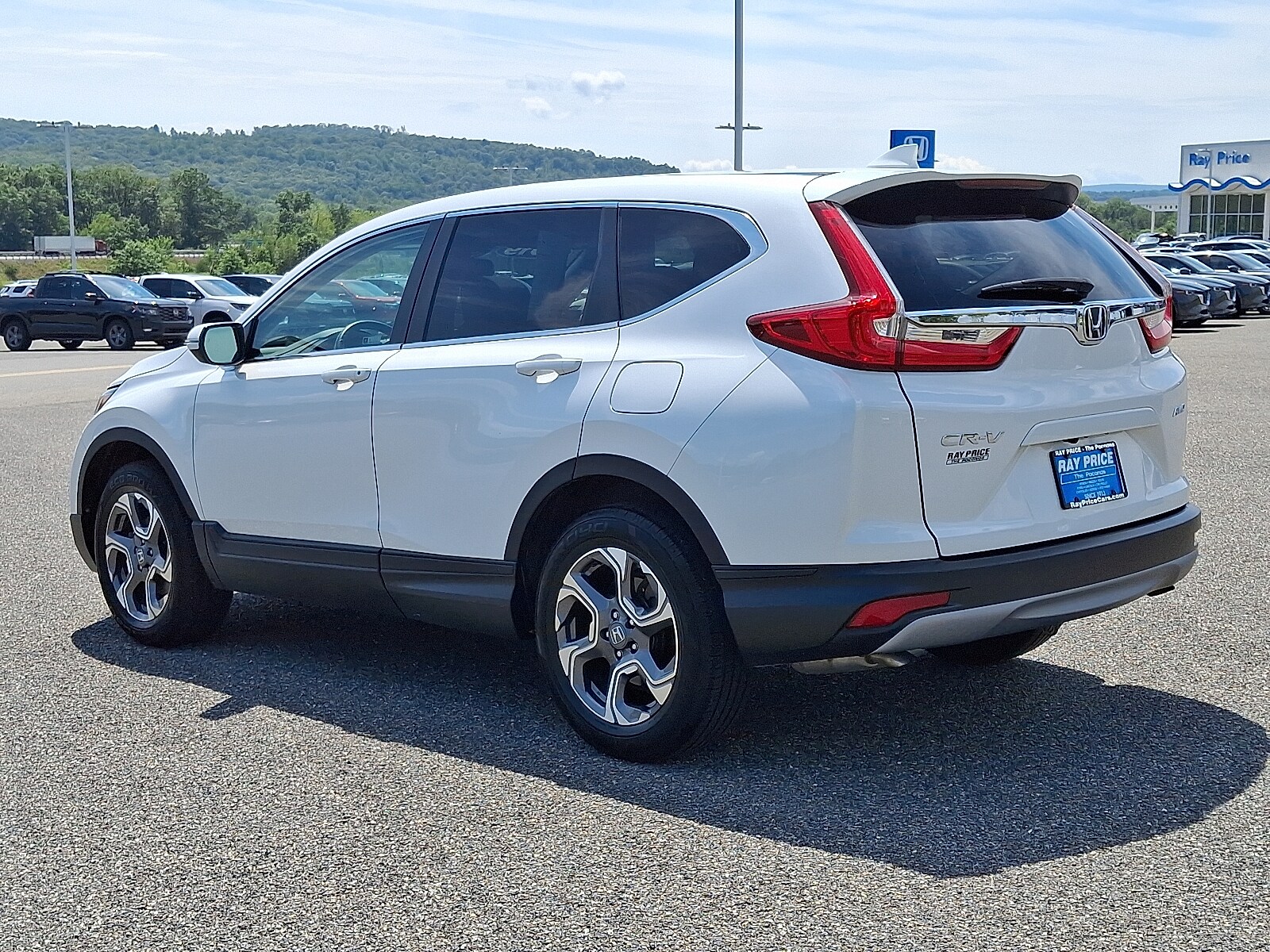 2019 Honda CR-V EX-L photo 2
