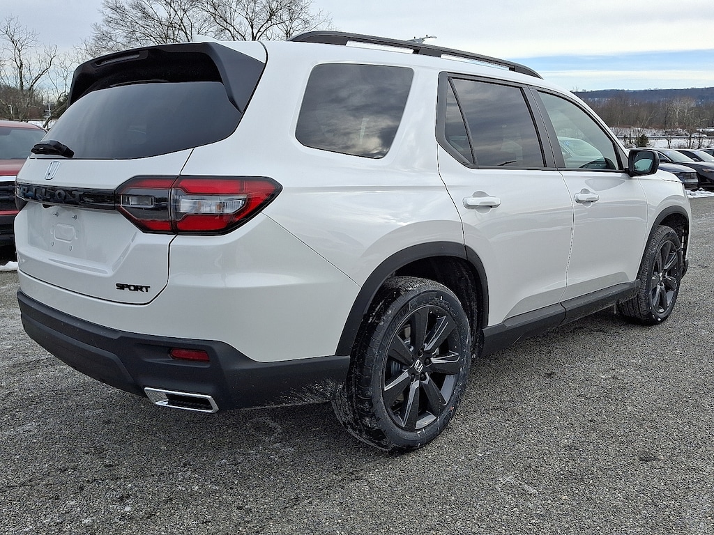 New 2025 Honda Pilot Sport SUV