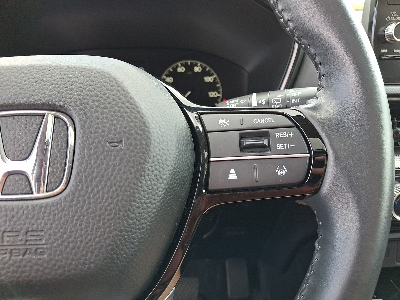 2024 Honda CR-V EX-L - Photo 24