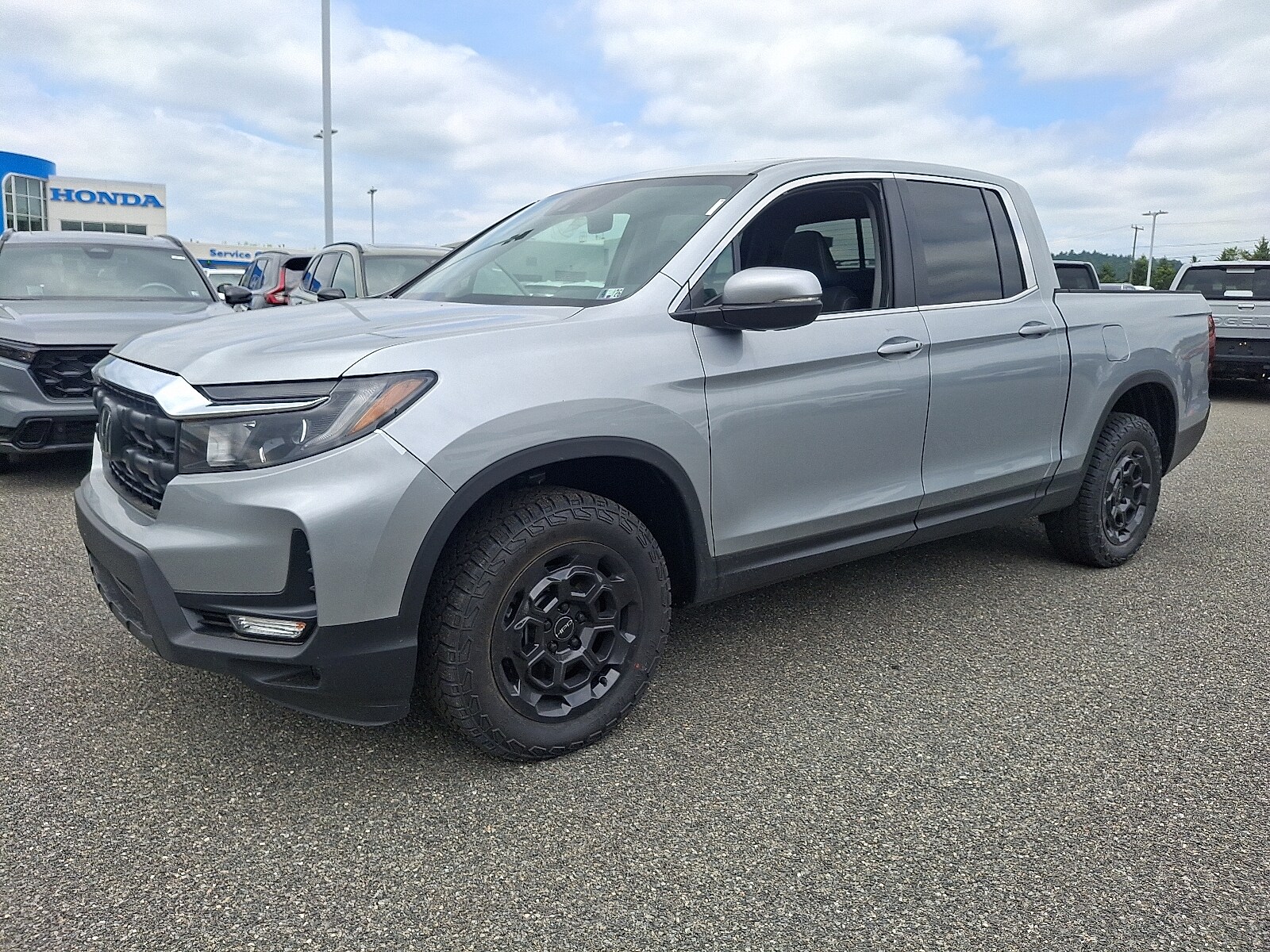 2025 Honda Ridgeline RTL photo 2