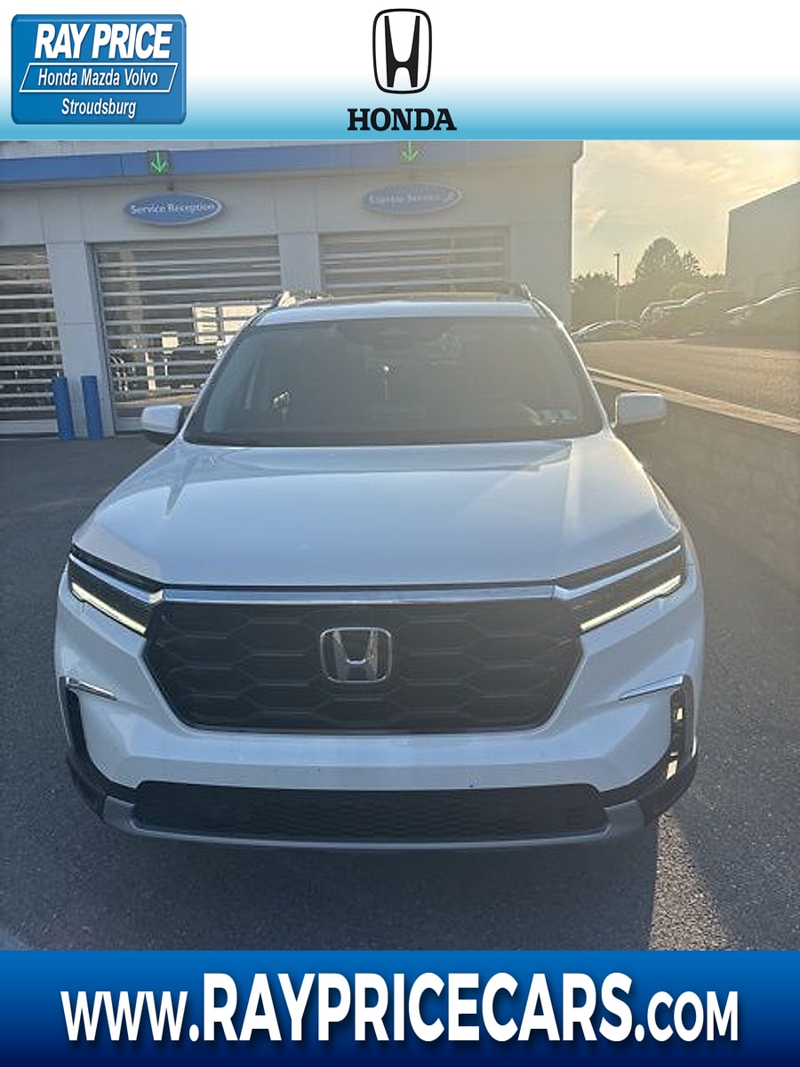 2023 Honda Pilot Elite AWD's photo