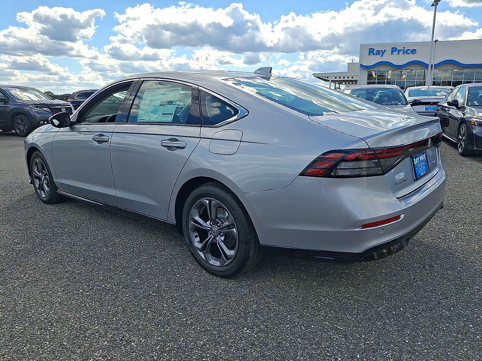 2025 Honda Accord Hybrid EX-L photo 2