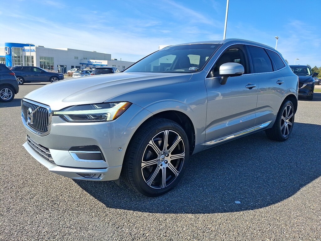 Used 2018 Volvo XC60 T5 AWD Inscription SUV