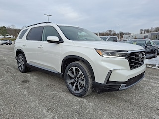 2025 Honda Pilot Touring SUV