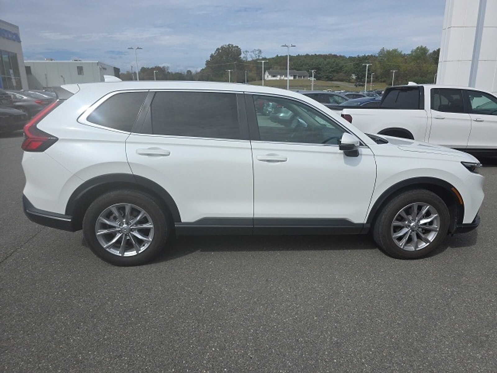 2023 Honda CR-V EX photo 3