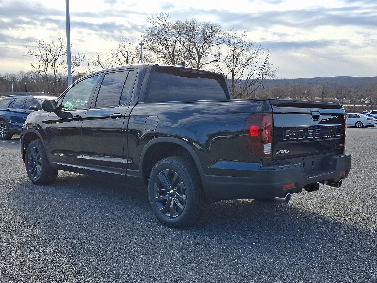 2025 Honda Ridgeline Sport photo 3