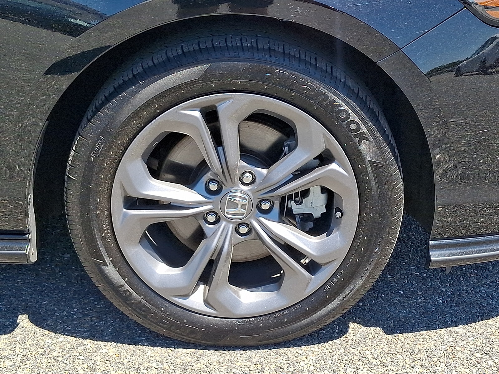 2024 Honda Accord Hybrid EX-L - Photo 8
