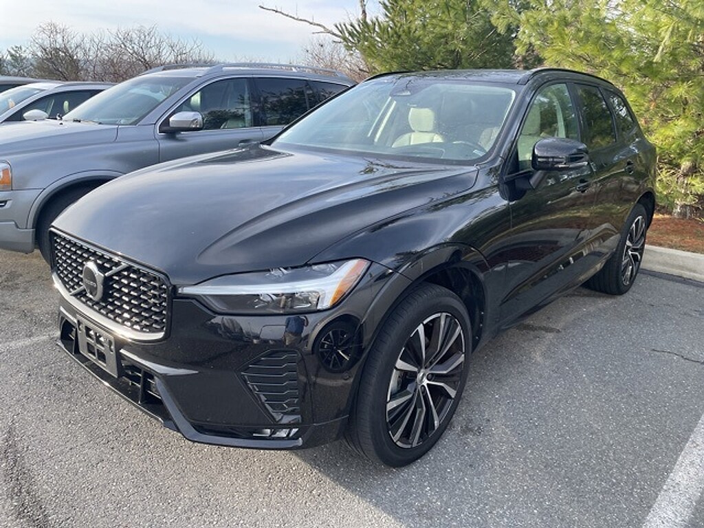Used 2023 Volvo XC60 B5 AWD Ultimate Dark SUV